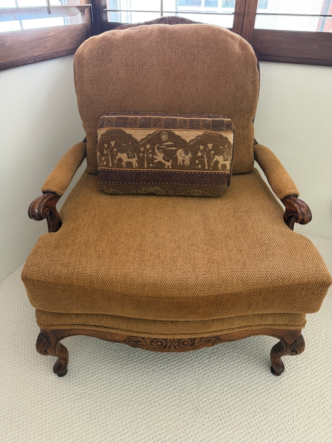 Vintage French Provincial Louis XV Style Armchair With Gold Chenille And Wooden Frame 34'W X 34'D X 42'H [Photo 3]