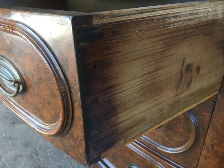 Vintage 3-Drawer Dresser With Marble Top [Photo 9]