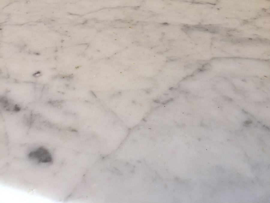 Vintage 3-Drawer Dresser With Marble Top [Photo 4]