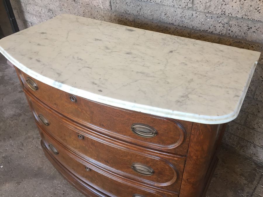 Vintage 3-Drawer Dresser With Marble Top [Photo 3]