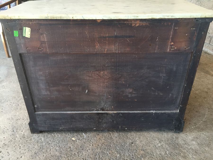 Vintage 3-Drawer Dresser With Marble Top [Photo 13]