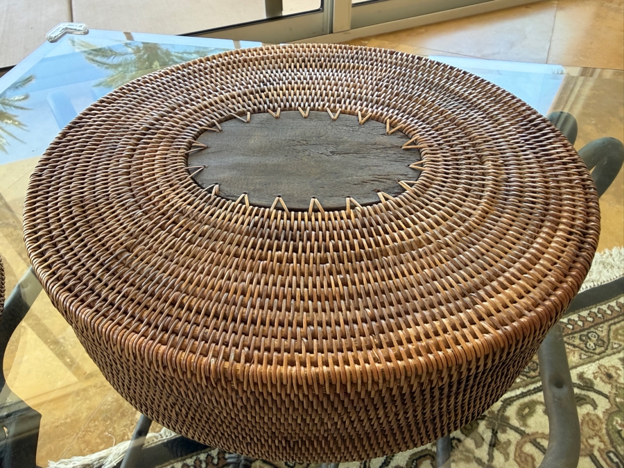 Vintage Indonesian Hand-Woven Rattan Basket With Hand-Carved Wood Lizard Finial 10.5'W X 9'D X 7.5'H [Photo 6]