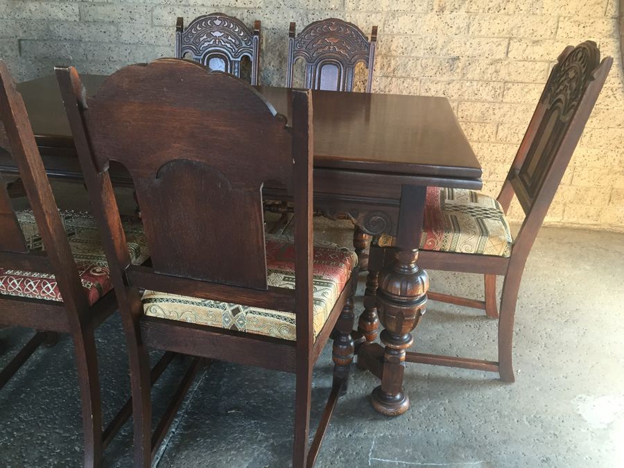 Vintage Bernhardt Furniture Co. Dining Table - Charity Item