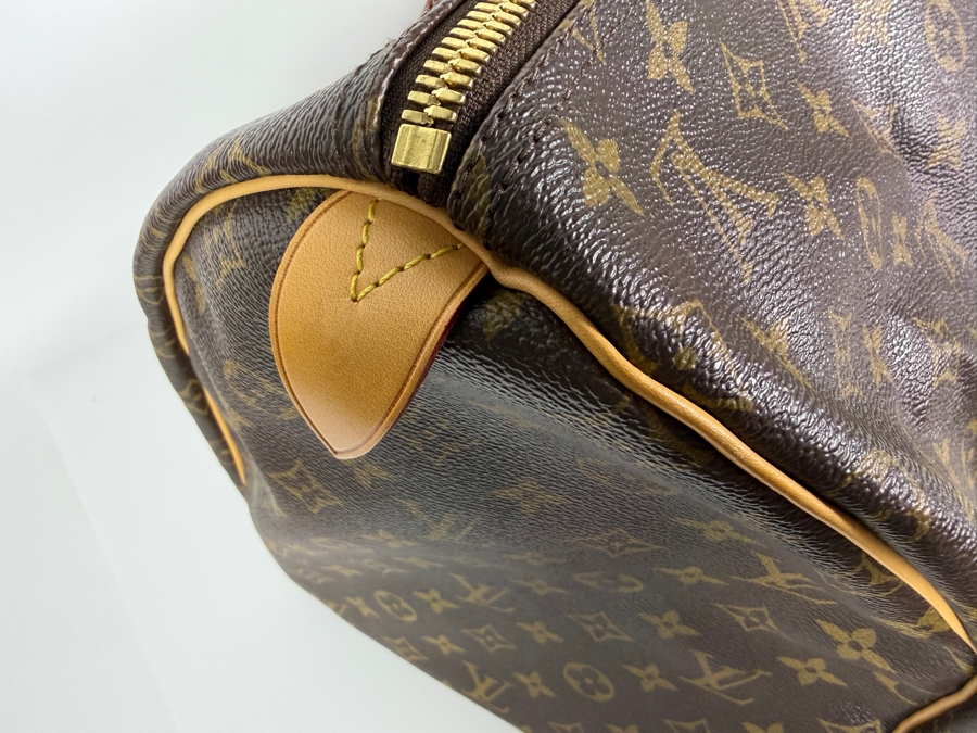 Just Added - New Louis Vuitton Keepall Monogram Canvas Travel Bag 22'W [Photo 10]