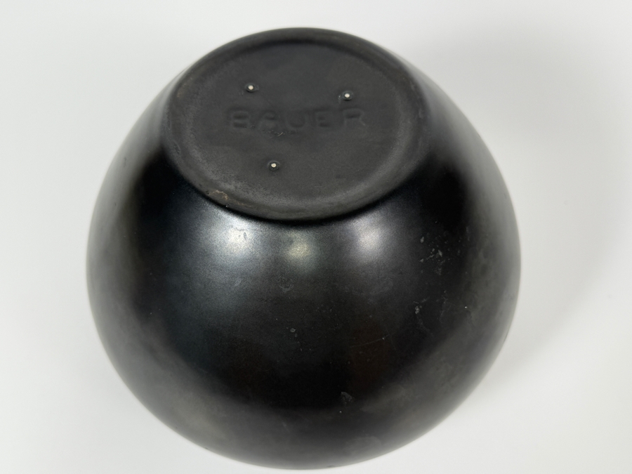 Just Added - Antique Bauer Pottery Blackware Jar Base Featuring An Authentic Impressed 'BAUER' Maker's Mark Produced In Los Angeles 7.5'W X 5.75'H [Photo 4]