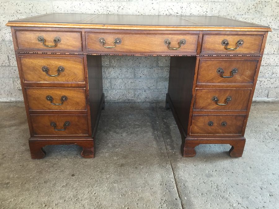 Vintage Leather Top Desk [Photo 1]