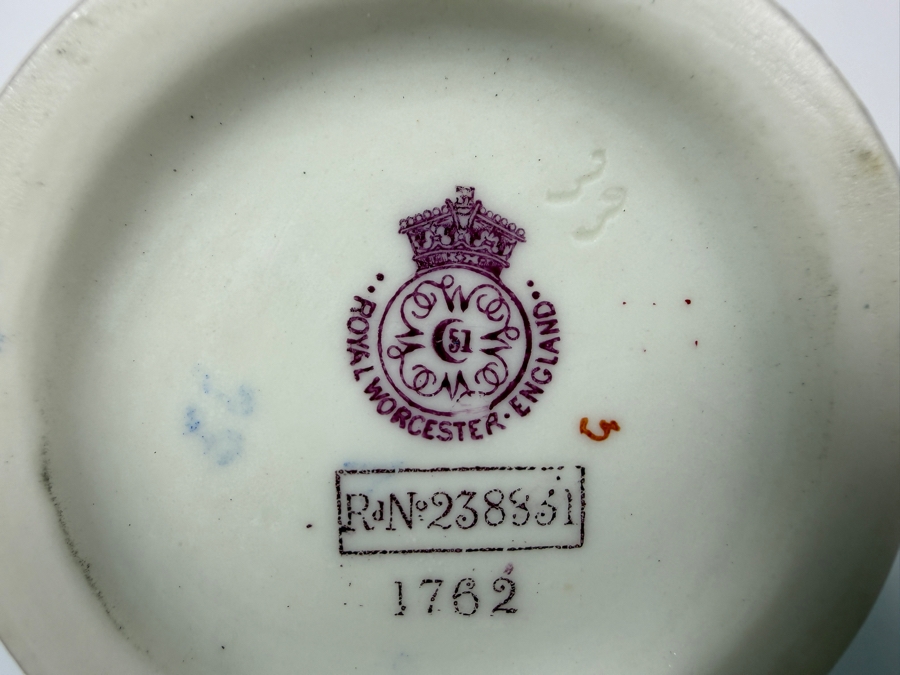 Just Added - Pair Of Antique Royal Worcester Hand-Painted Porcelain Daisy Vases Featuring Gold Moriage Decoration, Twin Gilded Handles, And Royal Worcester Backstamp No. 1762, Produced In England 7.5'H [Photo 10]