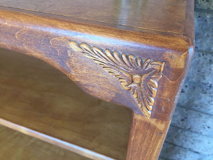 Small Wooden Bookshelf [Photo 3]