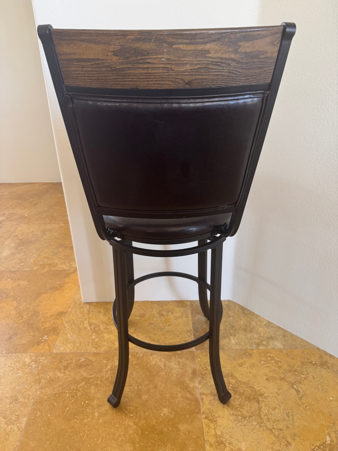 Set Of (4) Metal Swivel Bar Stools With Wood Top Rail And Faux Leather Seats 29' Seat Height [Photo 6]