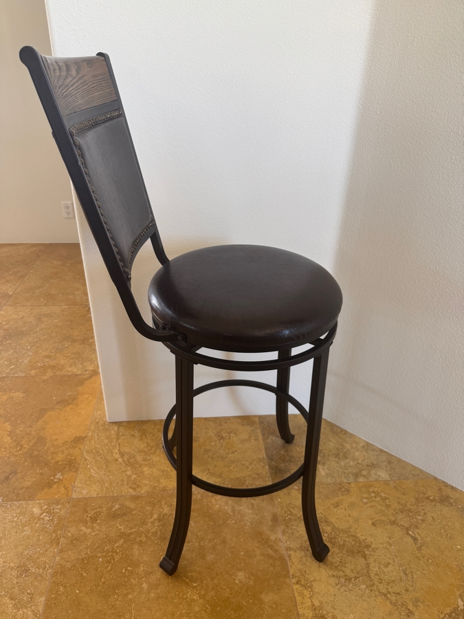 Set Of (4) Metal Swivel Bar Stools With Wood Top Rail And Faux Leather Seats 29' Seat Height [Photo 5]