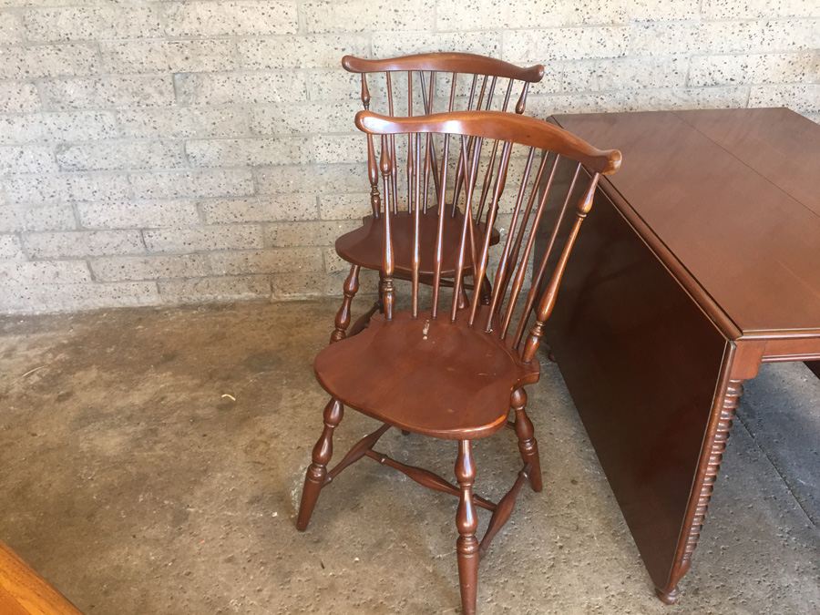 Vintage Pennsylvania House Drop Leaf Gate Leg Table With Beautifully Turned Legs And Two Leaves And Six Windsor Chairs [Photo 26]