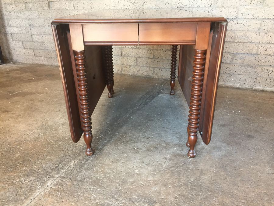 Vintage Pennsylvania House Drop Leaf Gate Leg Table With Beautifully Turned Legs And Two Leaves And Six Windsor Chairs [Photo 1]