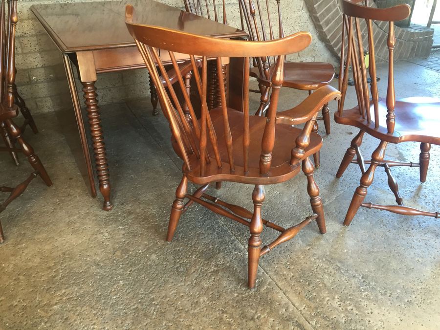 Vintage Pennsylvania House Drop Leaf Gate Leg Table With Beautifully Turned Legs And Two Leaves And Six Windsor Chairs [Photo 27]
