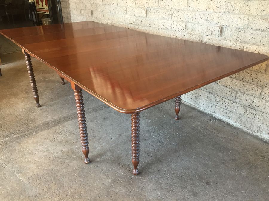 Vintage Pennsylvania House Drop Leaf Gate Leg Table With Beautifully Turned Legs And Two Leaves And Six Windsor Chairs [Photo 2]