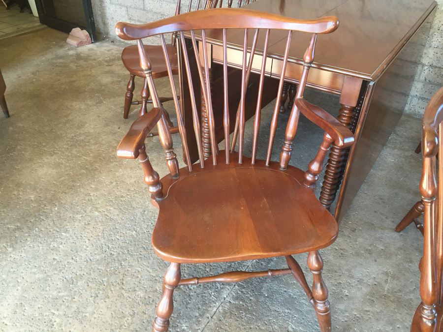 Vintage Pennsylvania House Drop Leaf Gate Leg Table With Beautifully Turned Legs And Two Leaves And Six Windsor Chairs [Photo 24]