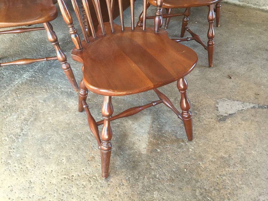 Vintage Pennsylvania House Drop Leaf Gate Leg Table With Beautifully Turned Legs And Two Leaves And Six Windsor Chairs [Photo 23]
