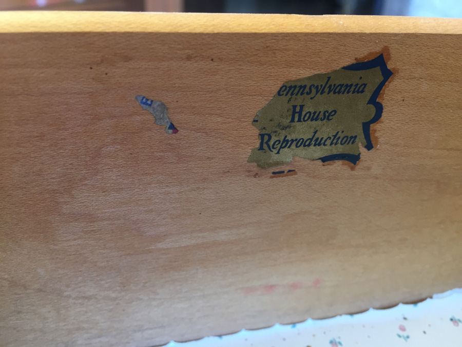Vintage Pennsylvania House Sideboard / Buffet With Hutch [Photo 11]