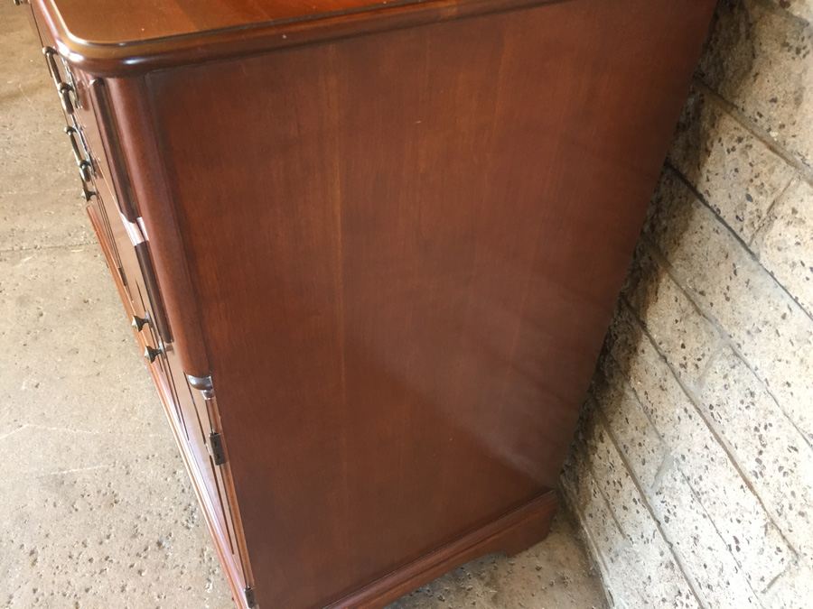 Vintage Pennsylvania House Sideboard / Buffet With Hutch [Photo 19]