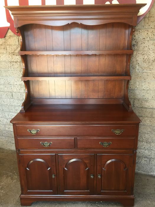 Vintage Pennsylvania House Sideboard / Buffet With Hutch