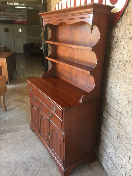 Vintage Pennsylvania House Sideboard / Buffet With Hutch [Photo 14]