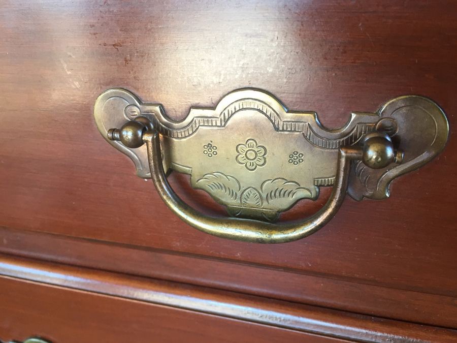 Vintage Pennsylvania House Sideboard / Buffet With Hutch [Photo 10]