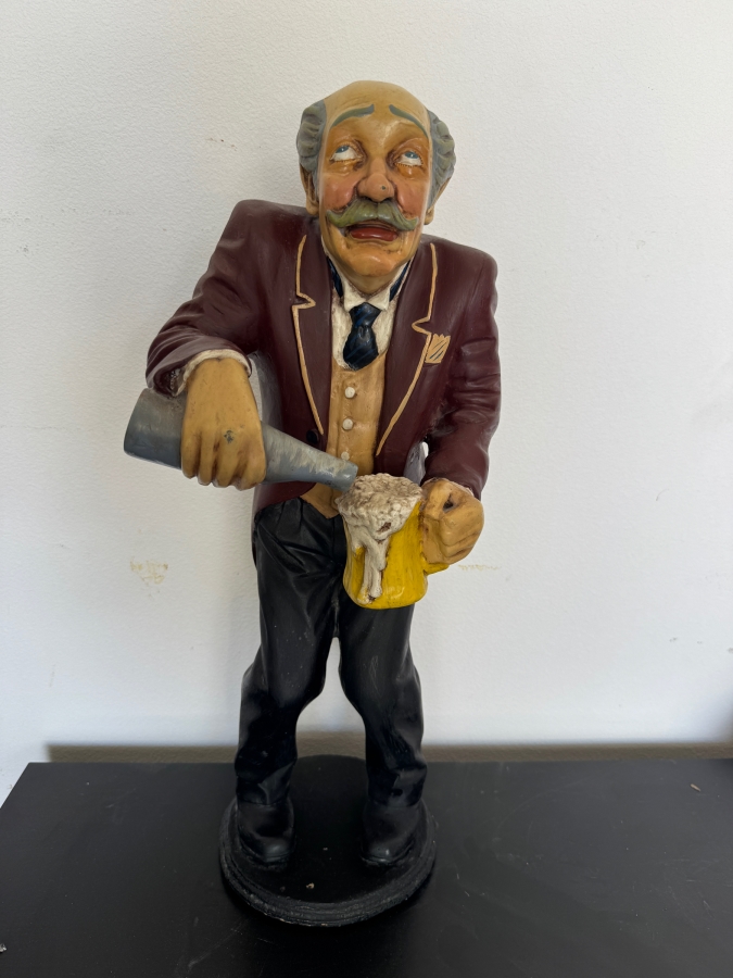 Vintage Hand-Painted Waiter Resin Statue Pouring Beer Into A Frothy Mug 26'H [Photo 2]
