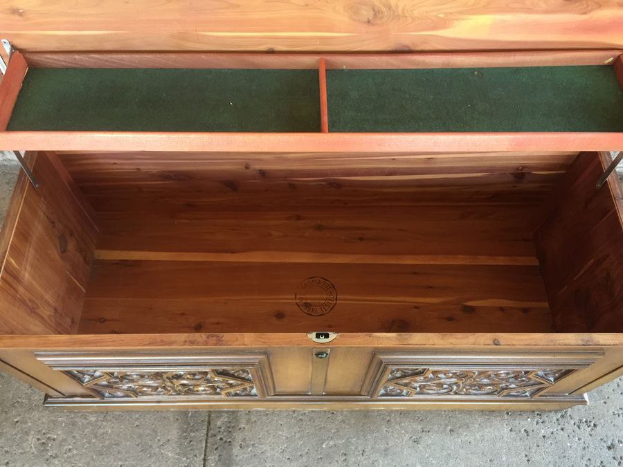 Vintage LANE Cedar Chest [Photo 11]