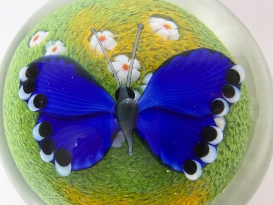 Just Added - Orient & Flume Butterfly Art Glass Paperweight 3.25'W [Photo 3]