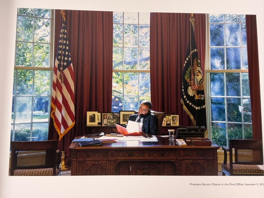 Just Added - First Edition Hardcover Book Obama An Intimate Portrait By Pete Souza [Photo 5]