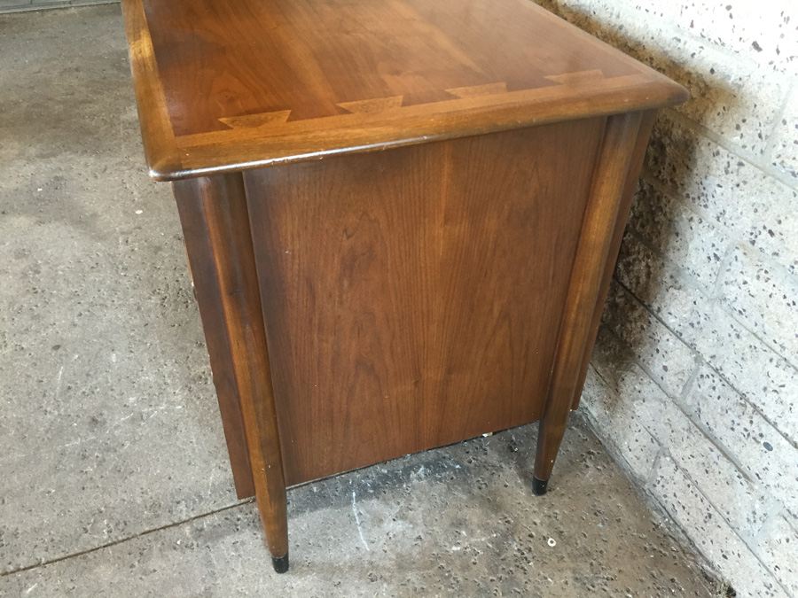 Mid-Century LANE Desk [Photo 4]
