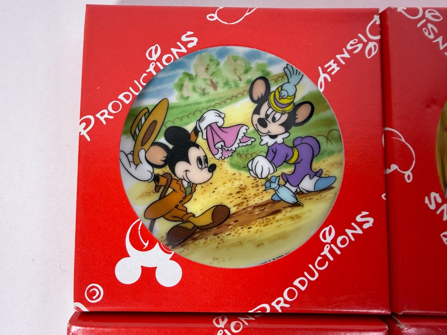 Vintage Walt Disney Productions Mickey Mouse Miniature Plate Collection And Factory Sealed Italian Topolino & Company Playing Cards Set [Photo 10]
