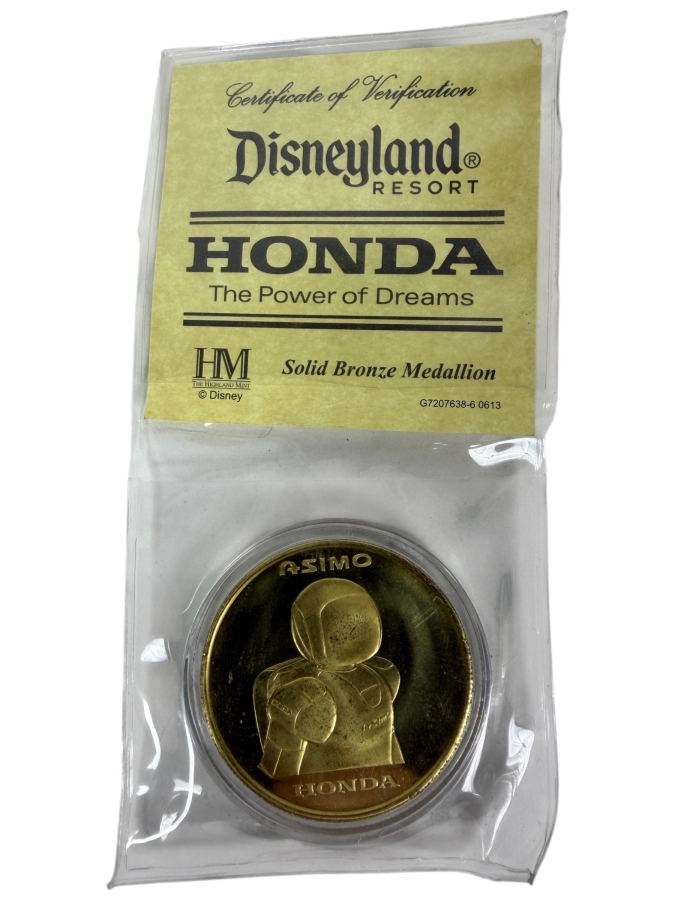Disneyland Resort Honda ASIMO Solid Bronze Medallion With Original Certificate Of Verification