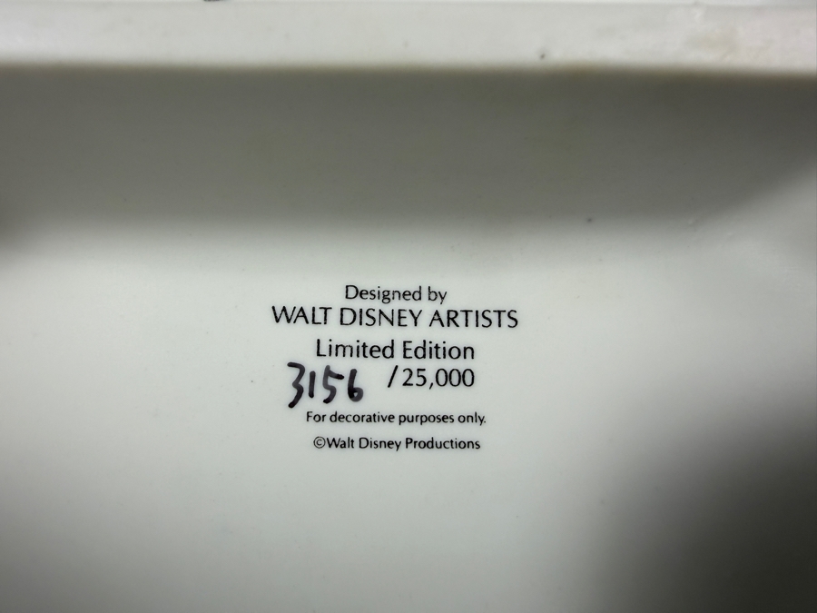 Vintage Grolier Limited Edition The Disney Collection Christmas 1985 'Santa's Helpers' Mickey And Donald Figurine 6'H [Photo 7]
