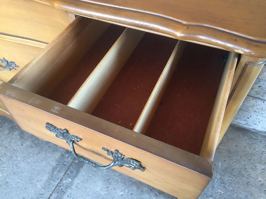 Barker Bros Sideboard Buffet [Photo 9]