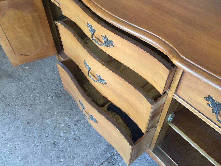 Barker Bros Sideboard Buffet [Photo 11]