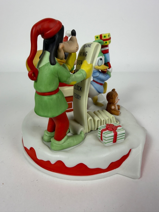 Vintage Grolier Collectibles Christmas 1990 'Checking It Twice' Artwork By The Walt Disney Company Figurine 6'H [Photo 4]