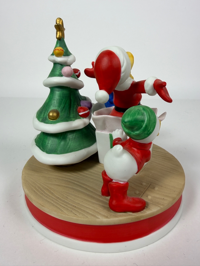 Vintage Grolier Limited Edition The Disney Collection Christmas 1984 Celebrating Donald Duck's 50th Birthday Figurine 6.5'H [Photo 4]
