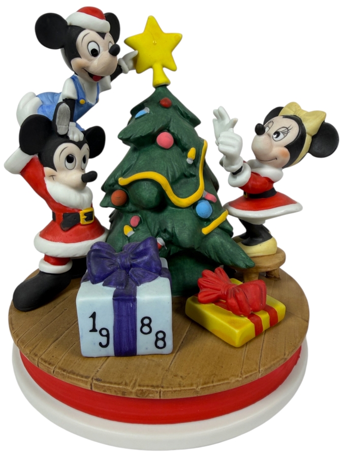Vintage Grolier Limited Edition The Disney Collection Christmas 1988 'The Tree Trimming' Designed By Walt Disney Artists Figurine 7'H