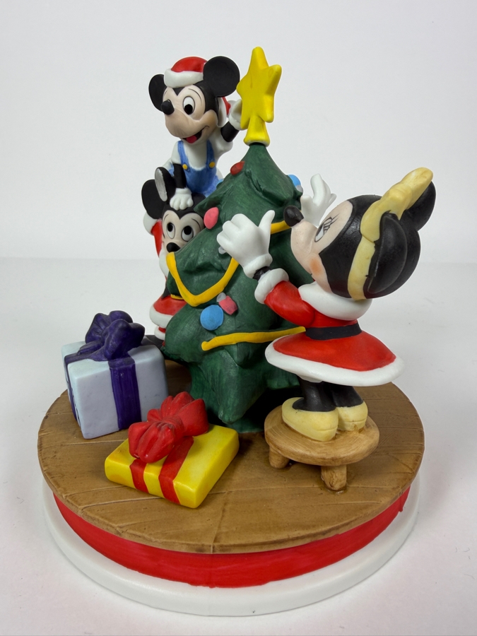 Vintage Grolier Limited Edition The Disney Collection Christmas 1988 'The Tree Trimming' Designed By Walt Disney Artists Figurine 7'H [Photo 2]