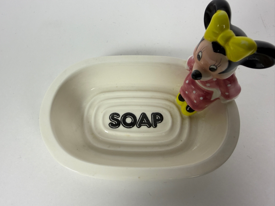 Vintage Walt Disney Productions Minnie Mouse Ceramic Bathtub Soap Dish In Pink Robe 6'W X 4'H [Photo 3]