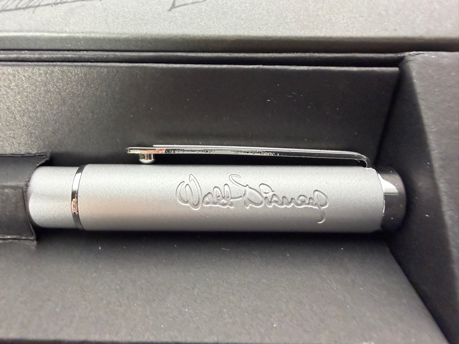Disney D23 Member Exclusive 90th Anniversary Commemorative Pen Set With Reproduction 1923 Contract Signatures [Photo 4]