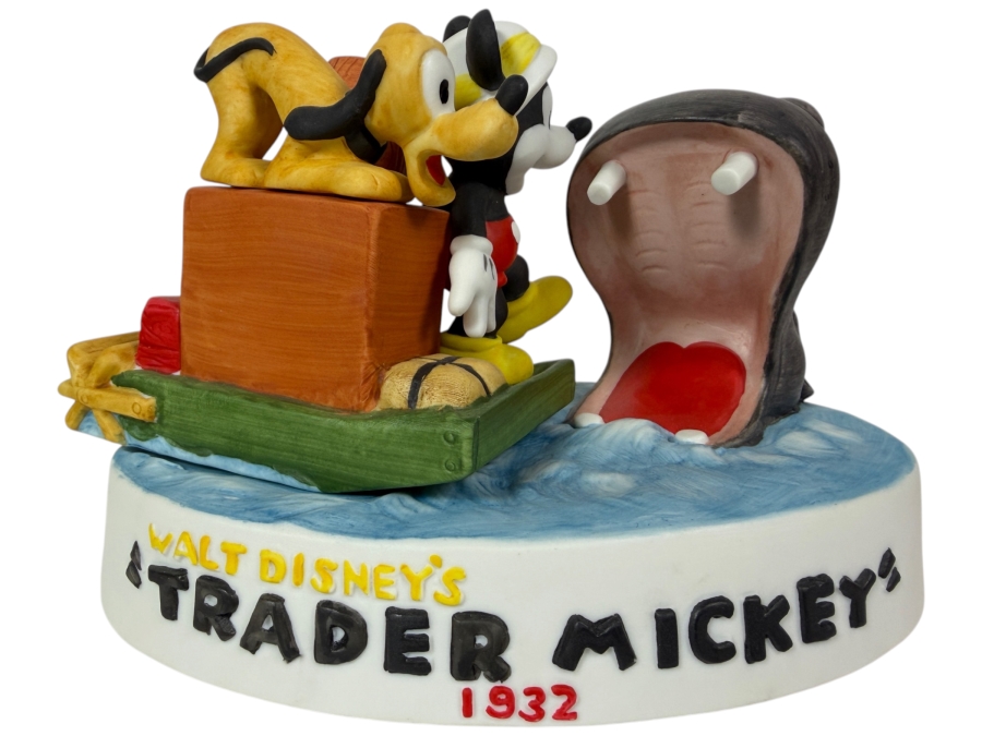 Vintage Walt Disney Cartoon Classics Trader Mickey 1932 And Pluto Limited Edition 180/15,000 Porcelain Figurine
