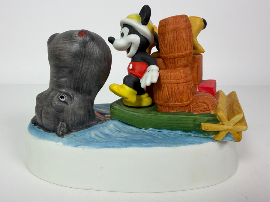 Vintage Walt Disney Cartoon Classics Trader Mickey 1932 And Pluto Limited Edition 180/15,000 Porcelain Figurine [Photo 4]