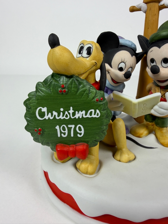 Vintage Grolier Limited First Edition Christmas 1979 Mickey Mouse, Minnie Mouse And Pluto Caroling Figurine Designed By Walt Disney Artists 7'H [Photo 2]