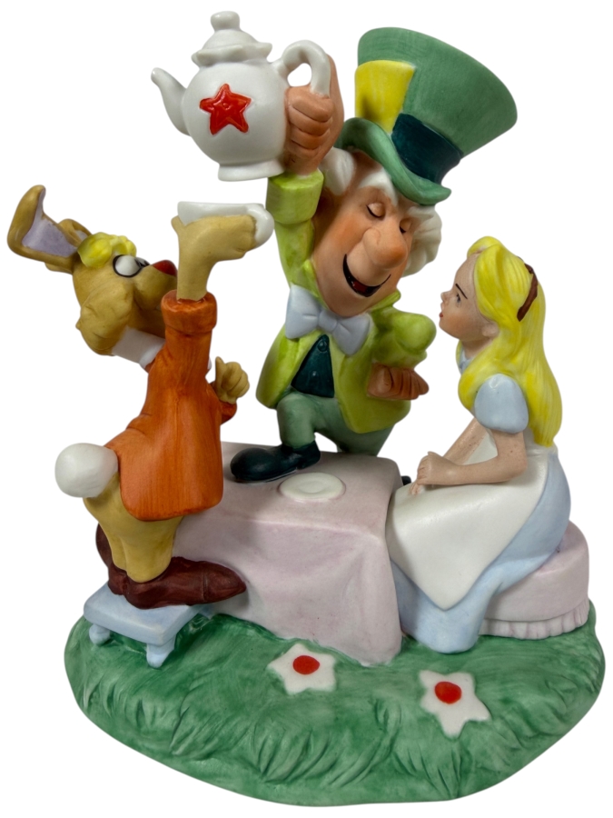 Vintage Grolier Disney Magic Memories Alice In Wonderland Mad Tea Party Limited Edition Figurine 6'H