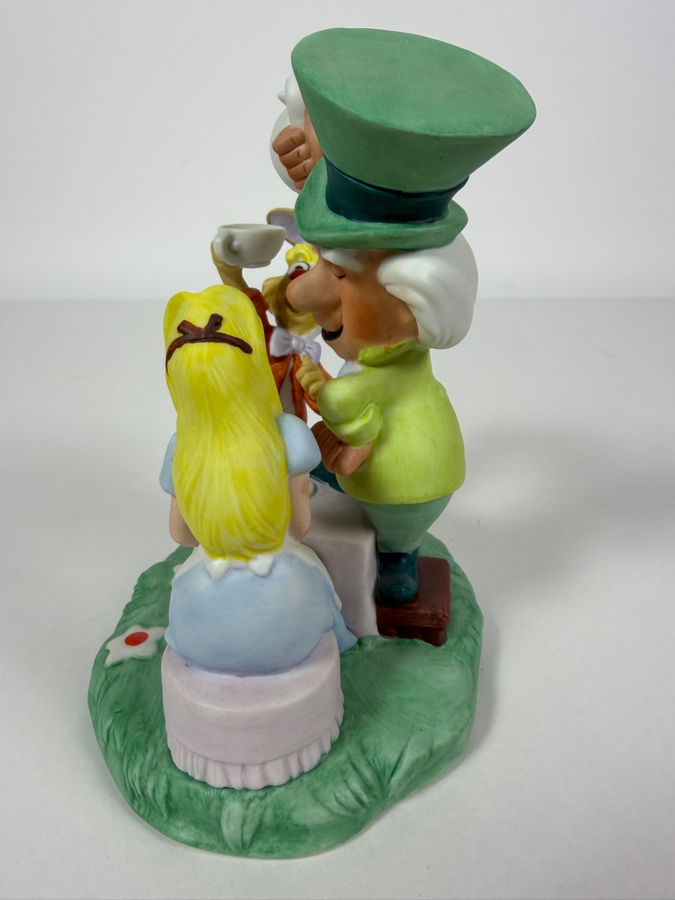 Vintage Grolier Disney Magic Memories Alice In Wonderland Mad Tea Party Limited Edition Figurine 6'H [Photo 6]