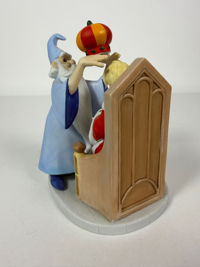Vintage Grolier Limited Edition Disney Magic Memories The Sword In The Stone Arthur And Merlin Coronation Porcelain Figurine 6'H [Photo 5]