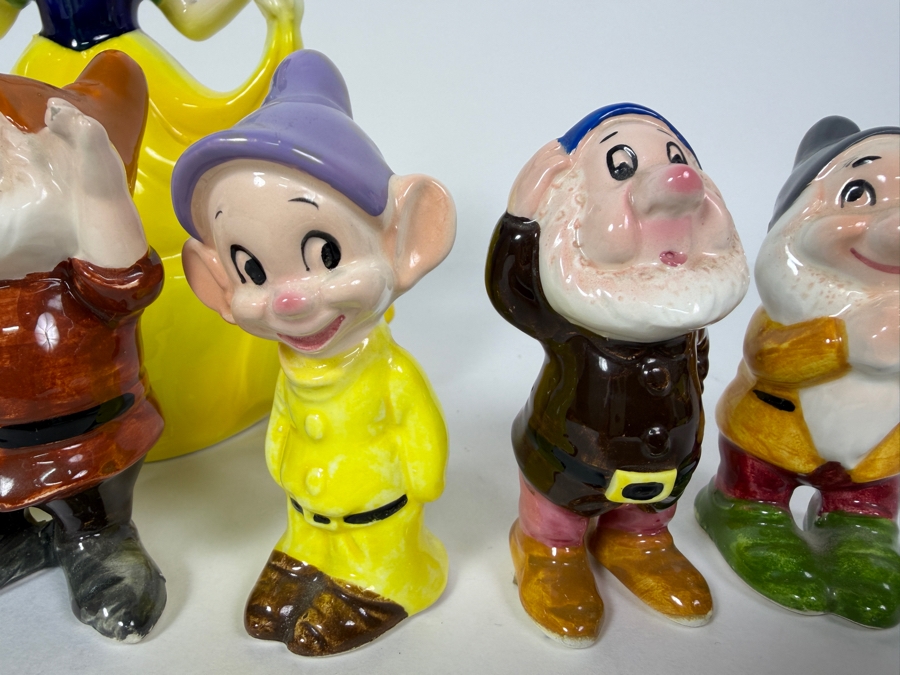 Vintage Walt Disney Productions Snow White And The Seven Dwarfs Ceramic Figurine Set 3.5' - 7'H [Photo 5]
