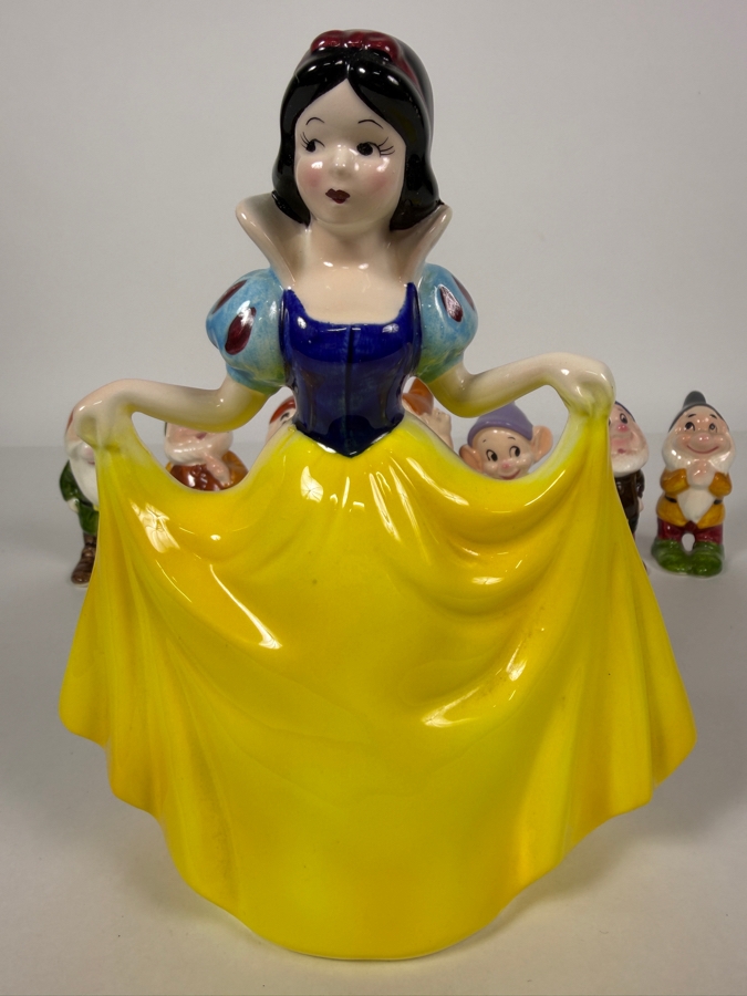 Vintage Walt Disney Productions Snow White And The Seven Dwarfs Ceramic Figurine Set 3.5' - 7'H [Photo 8]