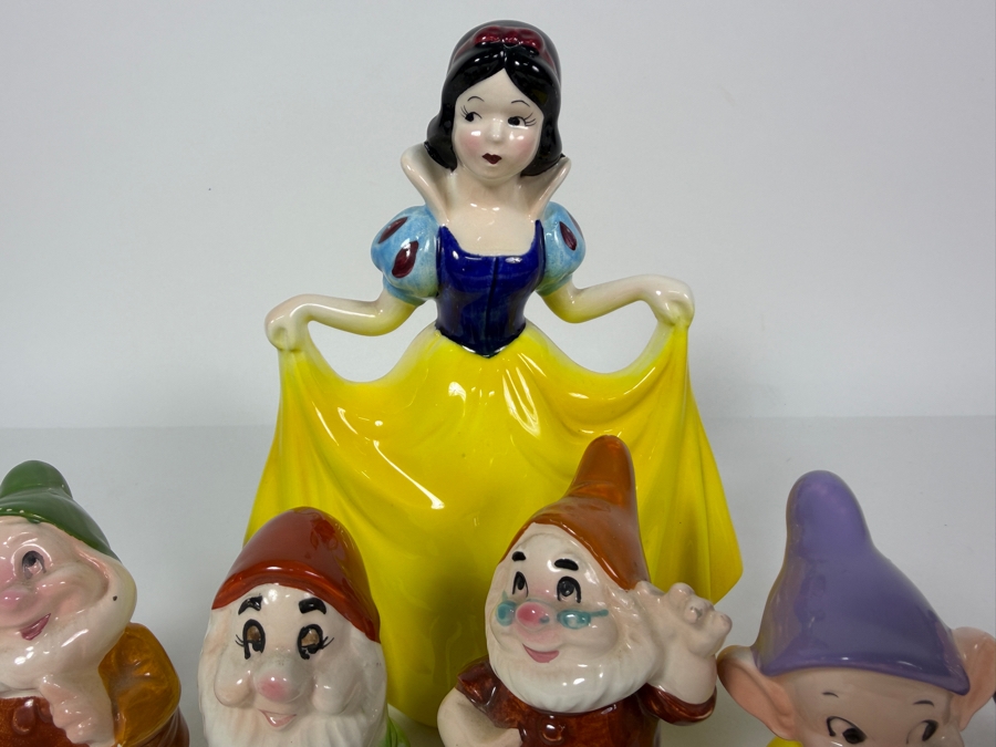Vintage Walt Disney Productions Snow White And The Seven Dwarfs Ceramic Figurine Set 3.5' - 7'H [Photo 7]
